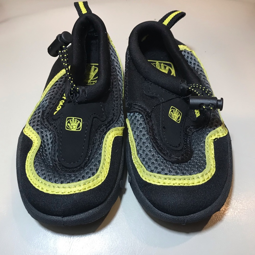 Body Glove Water Shoe